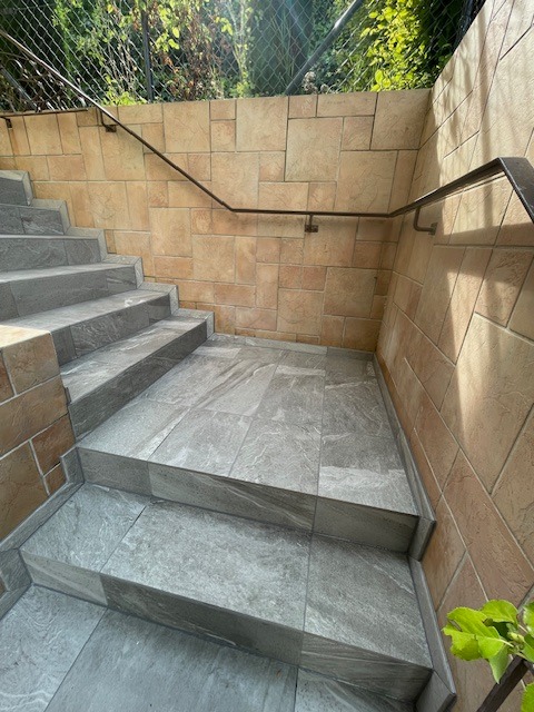 Revêtement d'escalier extérieur