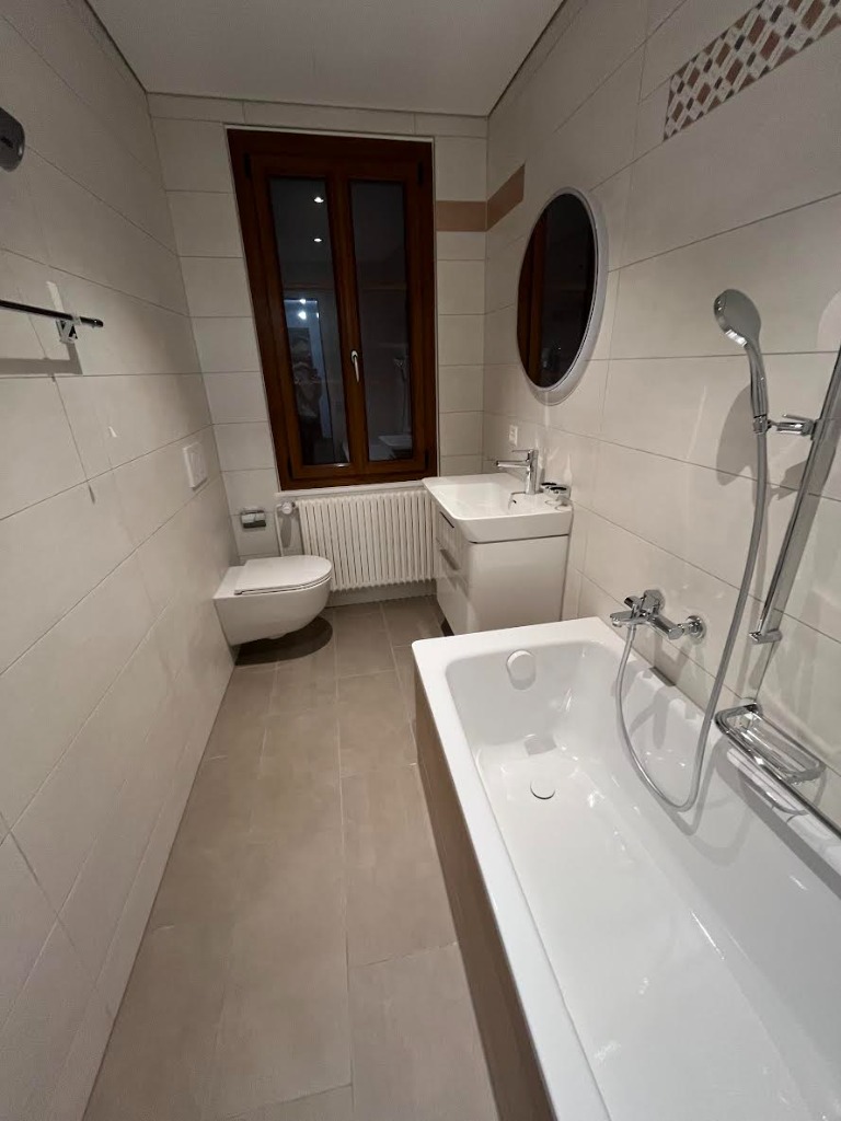 Pose de carrelage 30x60 avec décor